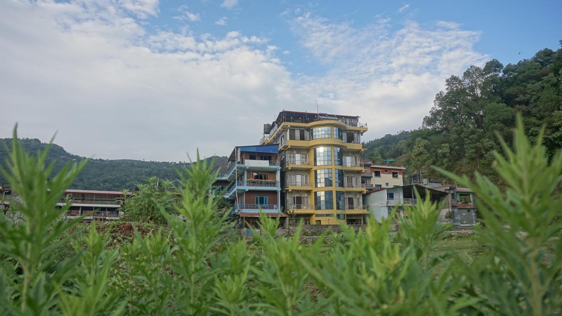 Tranquil Water Guest House Pokhara Luaran gambar